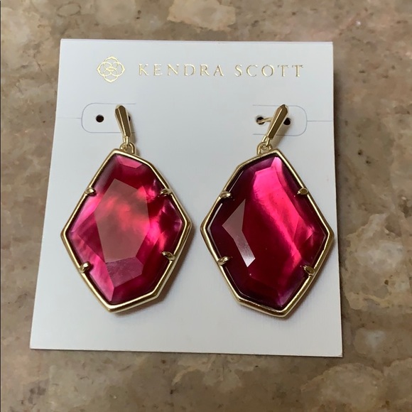 Kendra Scott Jewelry - Absolutely stunning KS earrings